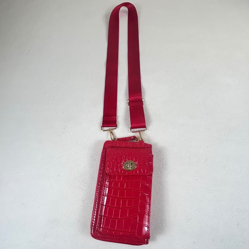 Joy Susan Red Crocodile Embossed Crossbody Wallet Phone Bag Gold Hardware - Picture 1 of 10
